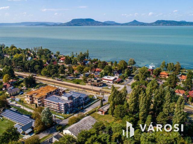 Új építésű lakás (A73), a Balatontól 200 méter távolságra