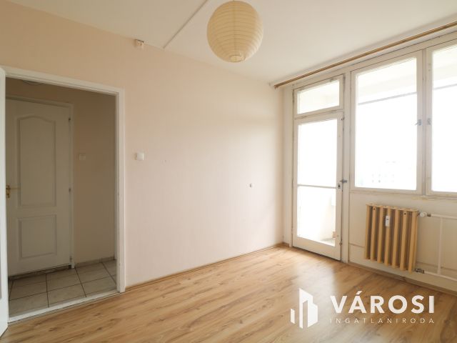 Eladó Panel Lakás Hódmezővásárhelyen !
