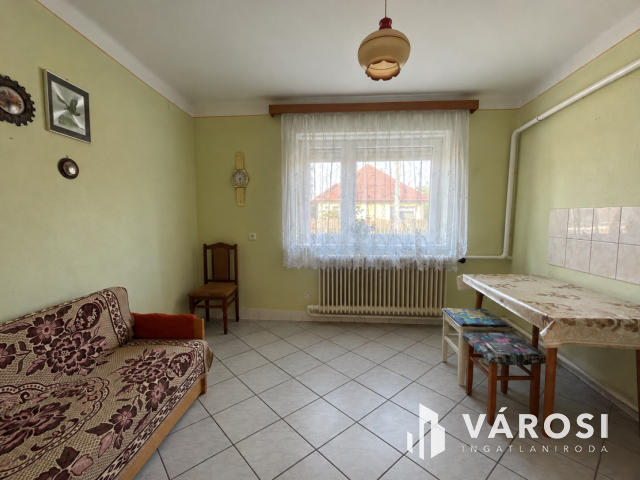 Debrecen-Józsa szép utcájában, családi ház eladó!